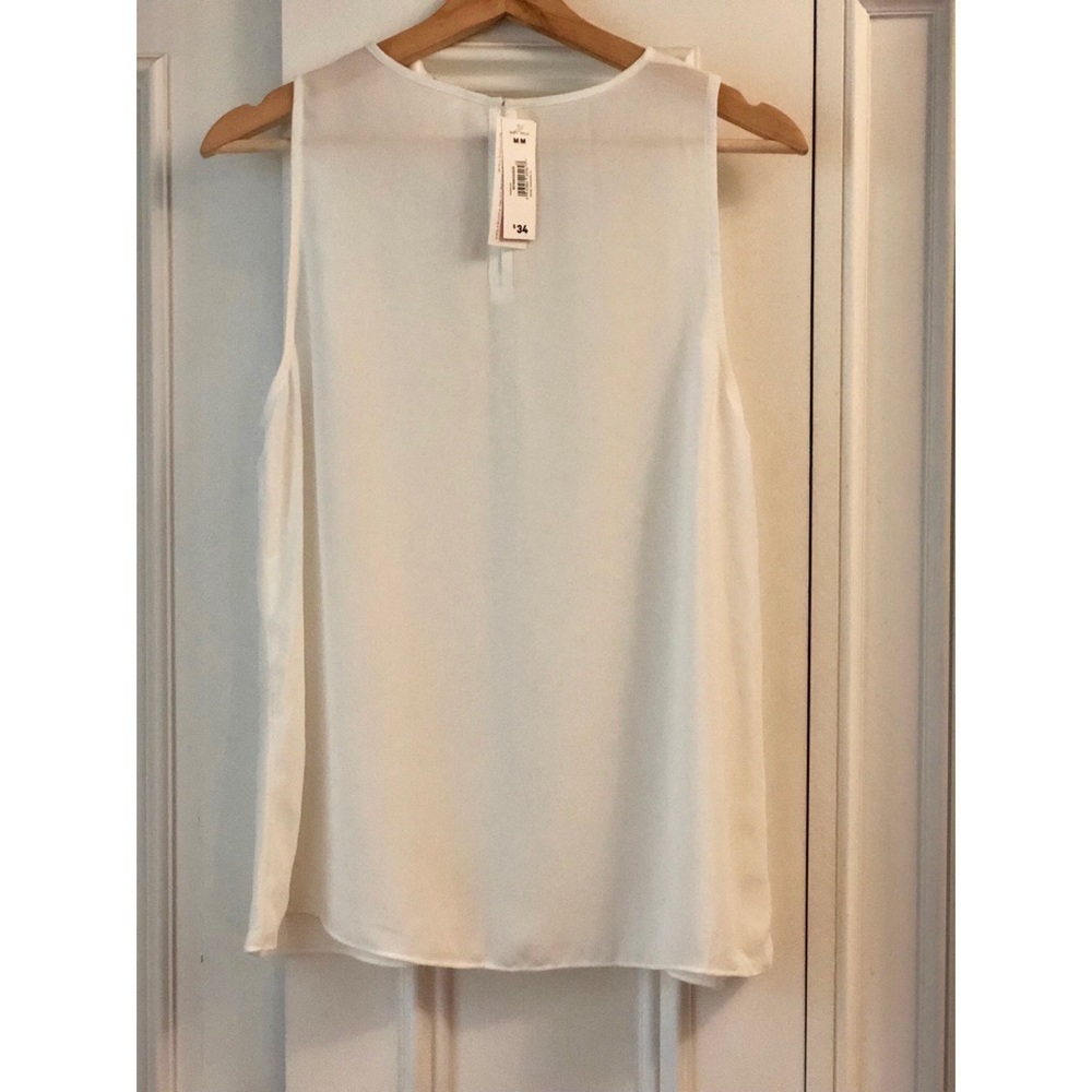 𝅺beaded Sleeveless Blouse - Picture 5 of 6